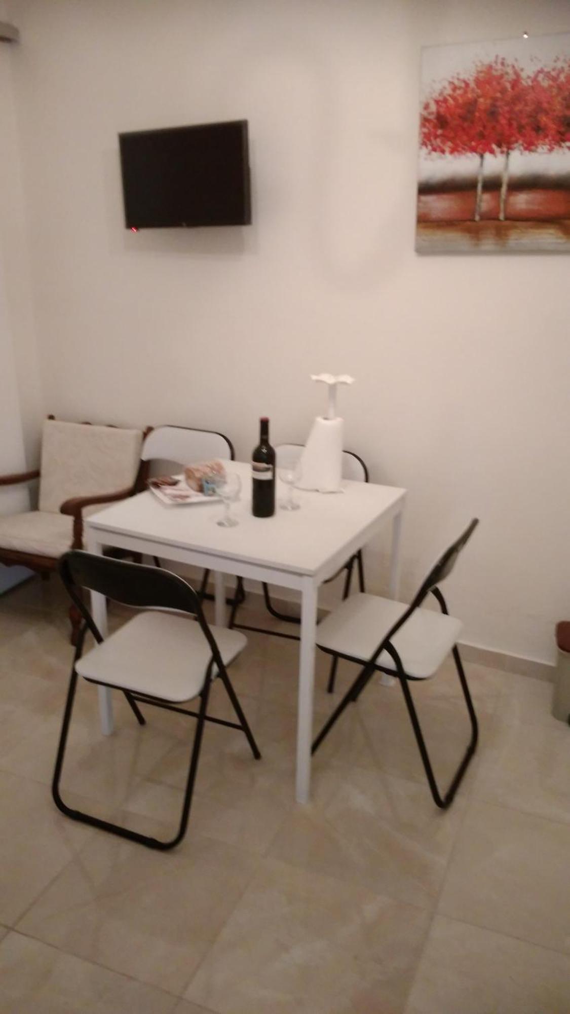 Mina Apartments Karpathos Zimmer foto